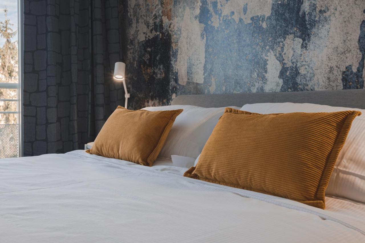 Esclusiva Suite Con Terrazza/Ultra Wi-Fi/Free Park Trieste Bagian luar foto